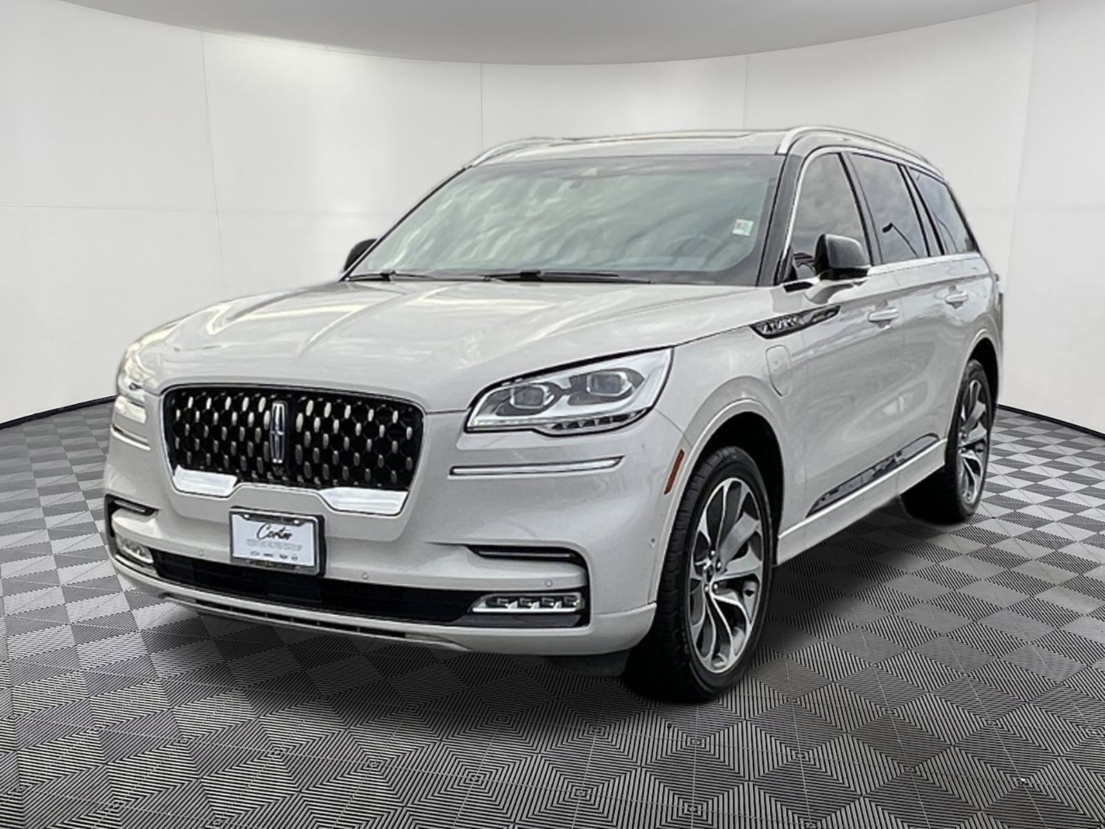 Used 2021 Lincoln Aviator Grand Touring w/ Equipment Group 302A image 3