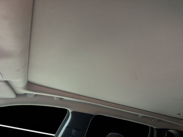 Used 2017 Jeep Cherokee 75th Anniversary AWD/4WD image 13