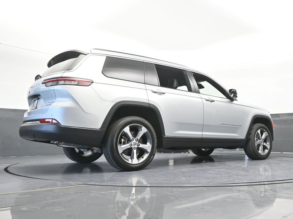 Used 2025 Jeep Grand Cherokee L Limited RWD image 62