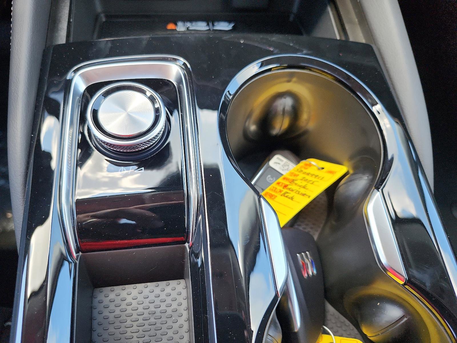 New 2025 Buick Envision Avenir image 16