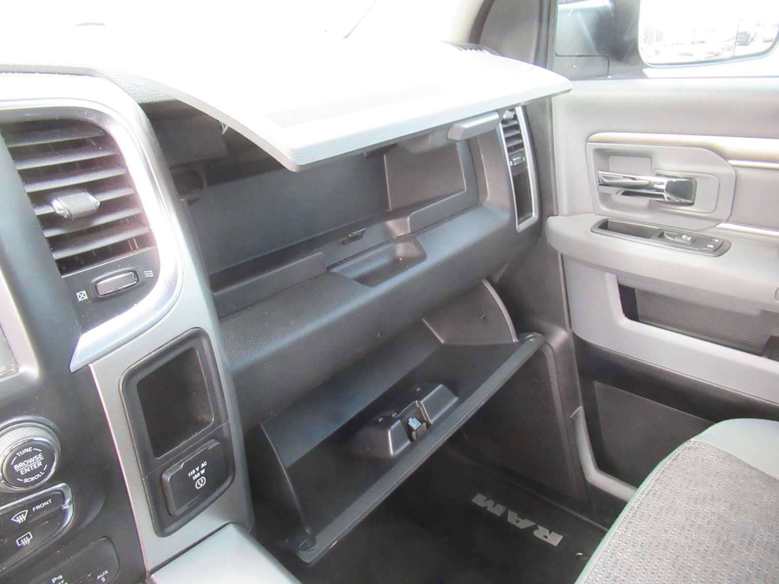 Used 2016 RAM 2500 Big Horn image 40