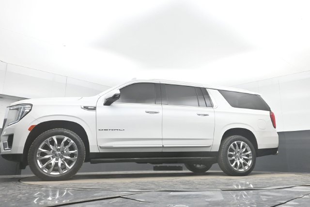 Used 2021 GMC Yukon XL Denali AWD/4WD image 50