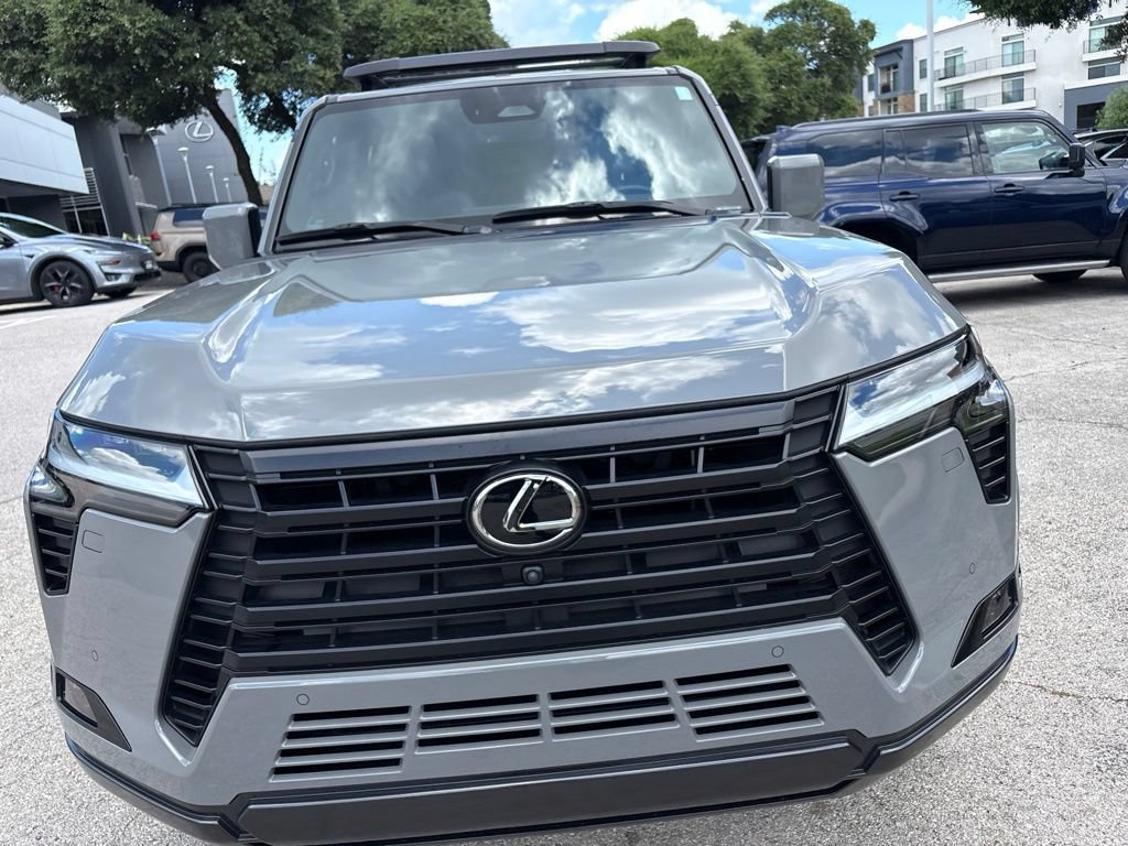 Certified 2024 Lexus GX 550 w/ Cold Area Package AWD/4WD image 8
