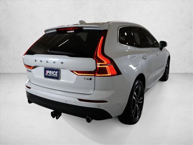 Used 2019 Volvo XC60 T6 Momentum w/ Multimedia Package image 5