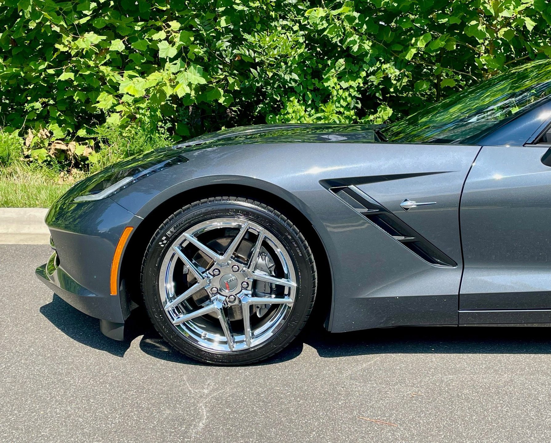 Used 2014 Chevrolet Corvette Stingray Convertible w/ 2LT Preferred Equipment Group image 9