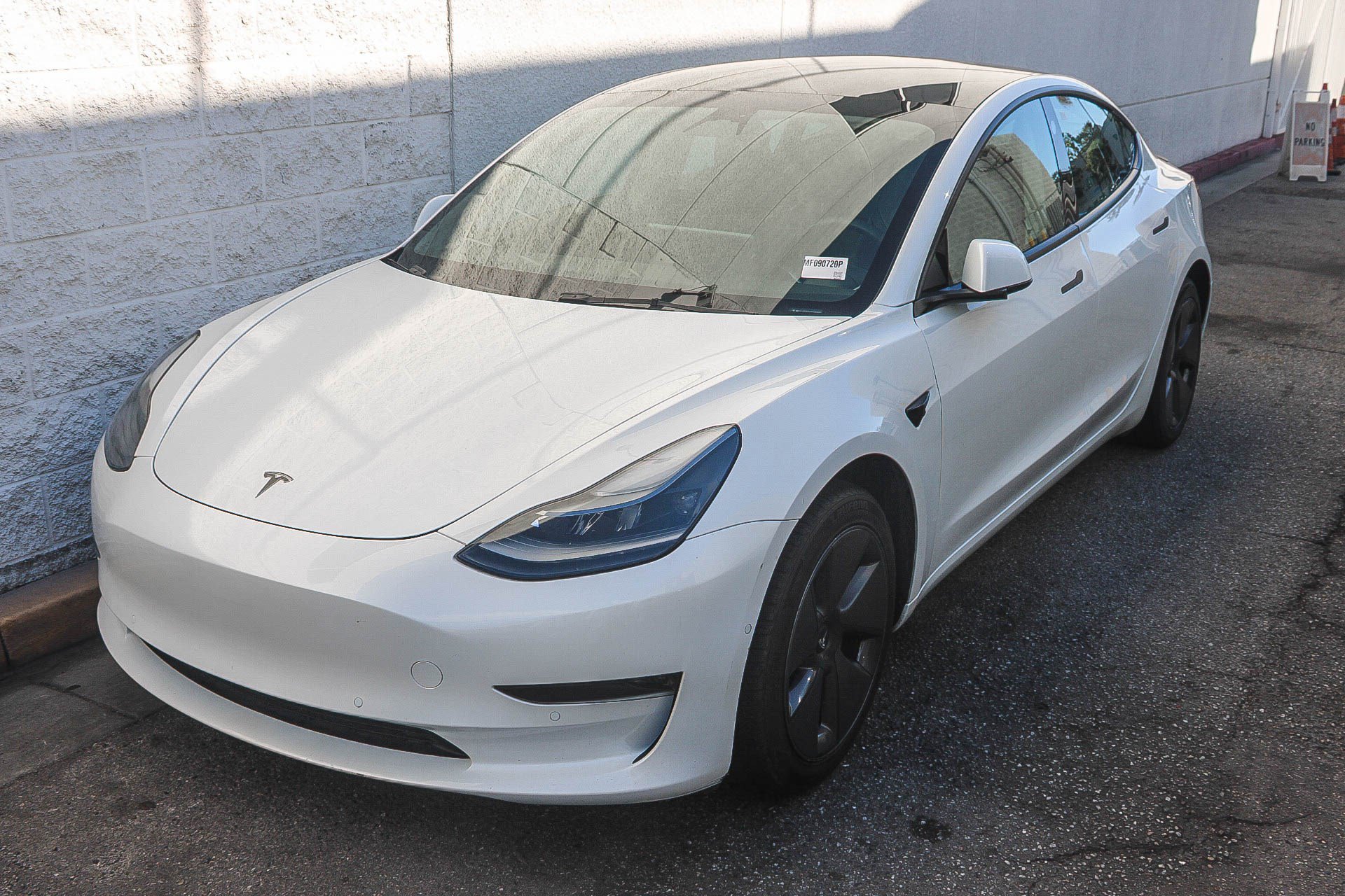 Used 2021 Tesla Model 3 Standard Range Plus RWD image 5