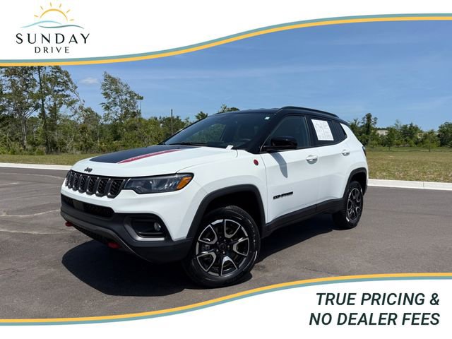 Used 2025 Jeep Compass Trailhawk
