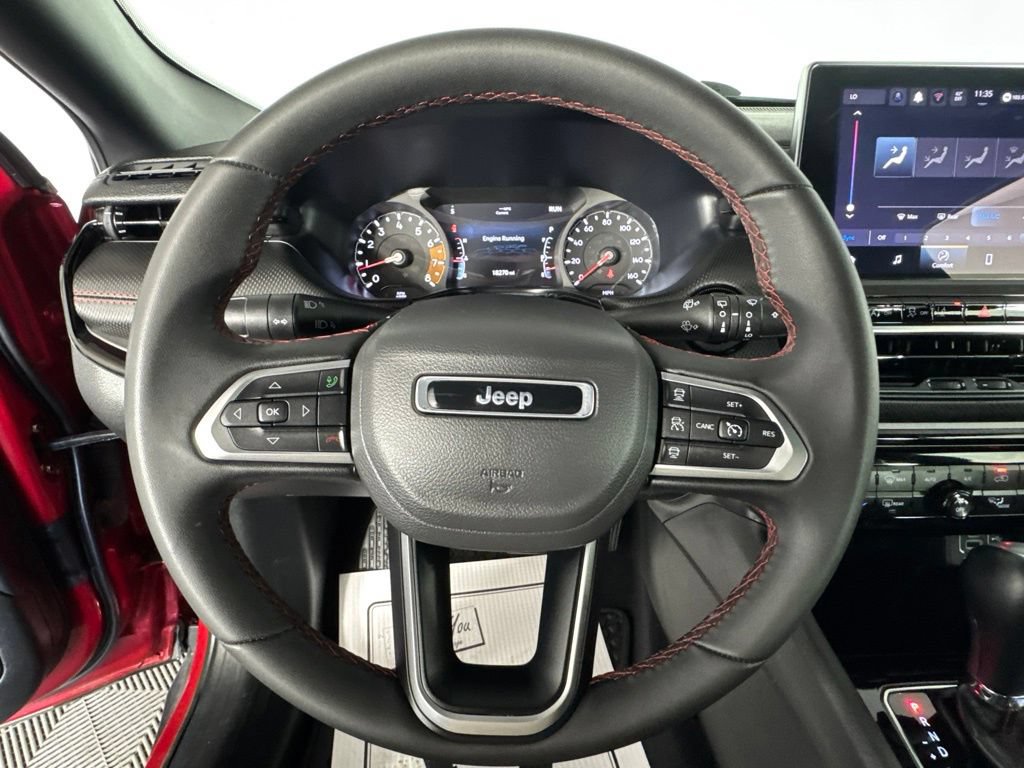 Certified 2025 Jeep Compass Trailhawk AWD/4WD image 11
