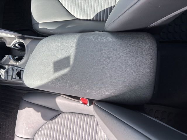 Used 2024 Toyota Camry SE image 20