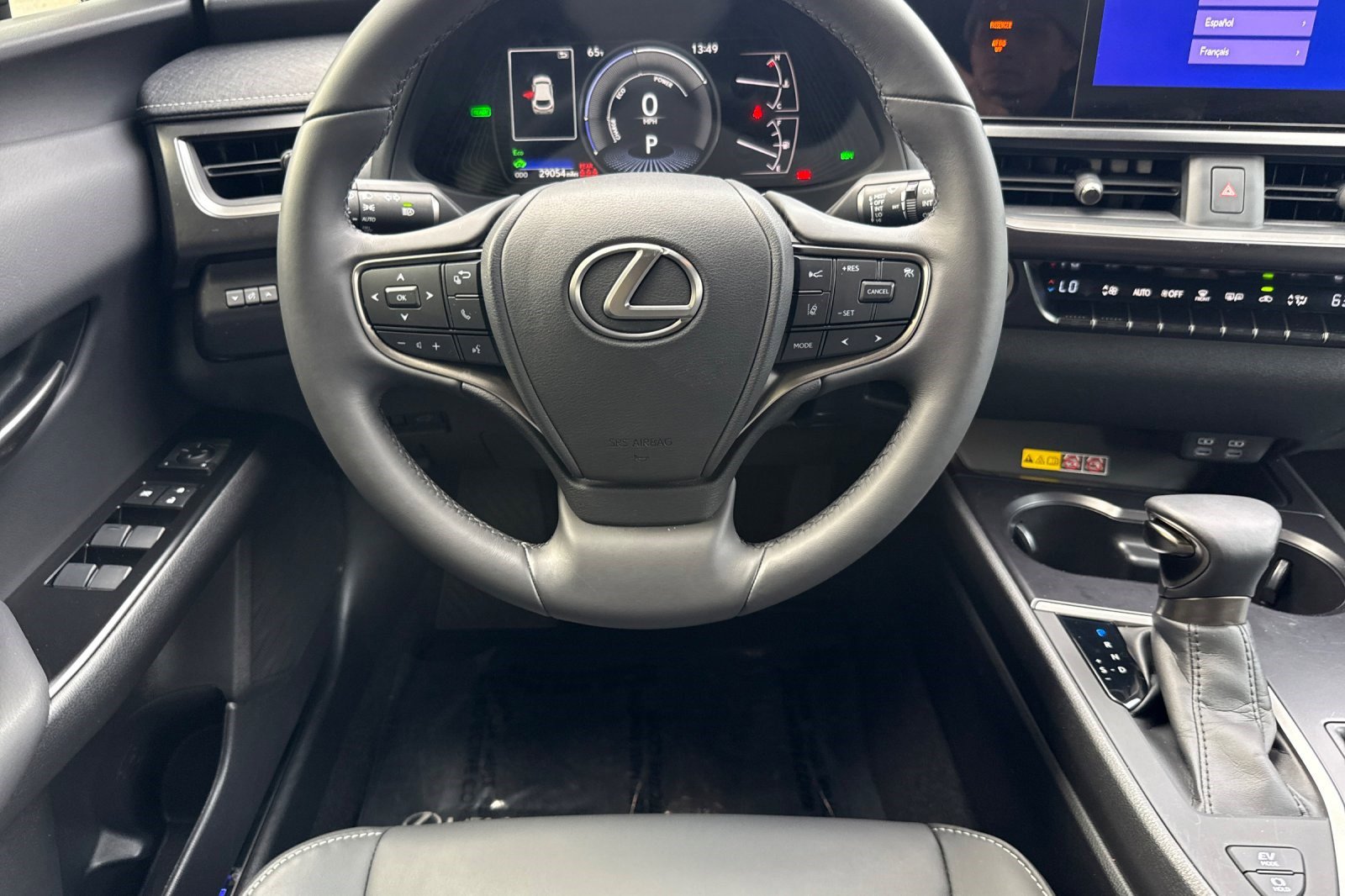 Certified 2024 Lexus UX 250h FWD image 18
