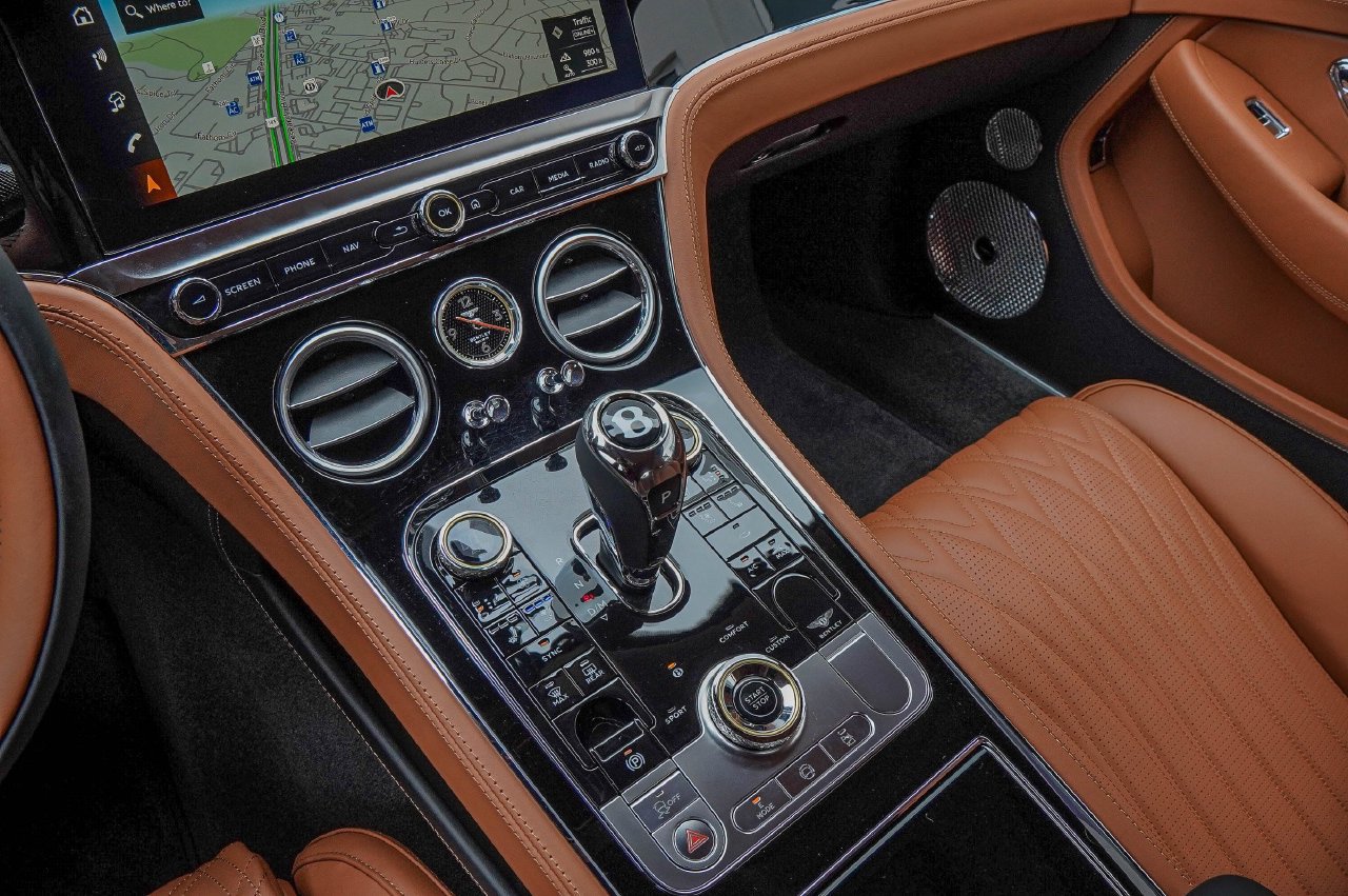 New 2026 Bentley Continental GT Azure AWD/4WD image 28