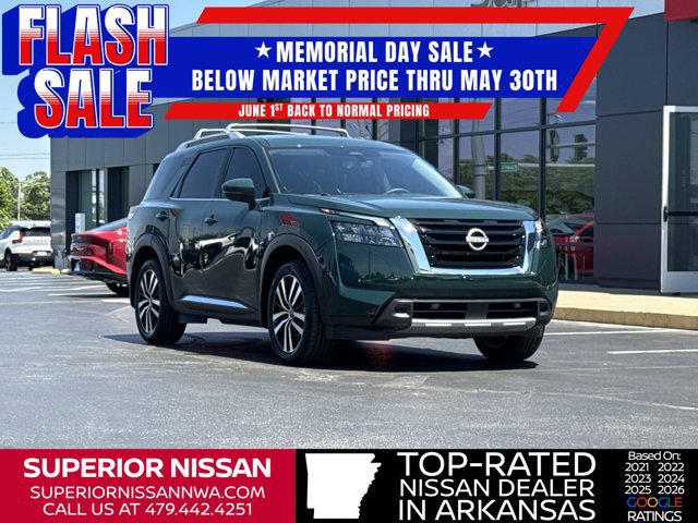 Certified 2025 Nissan Pathfinder Platinum w/ Cargo Package FWD image 1