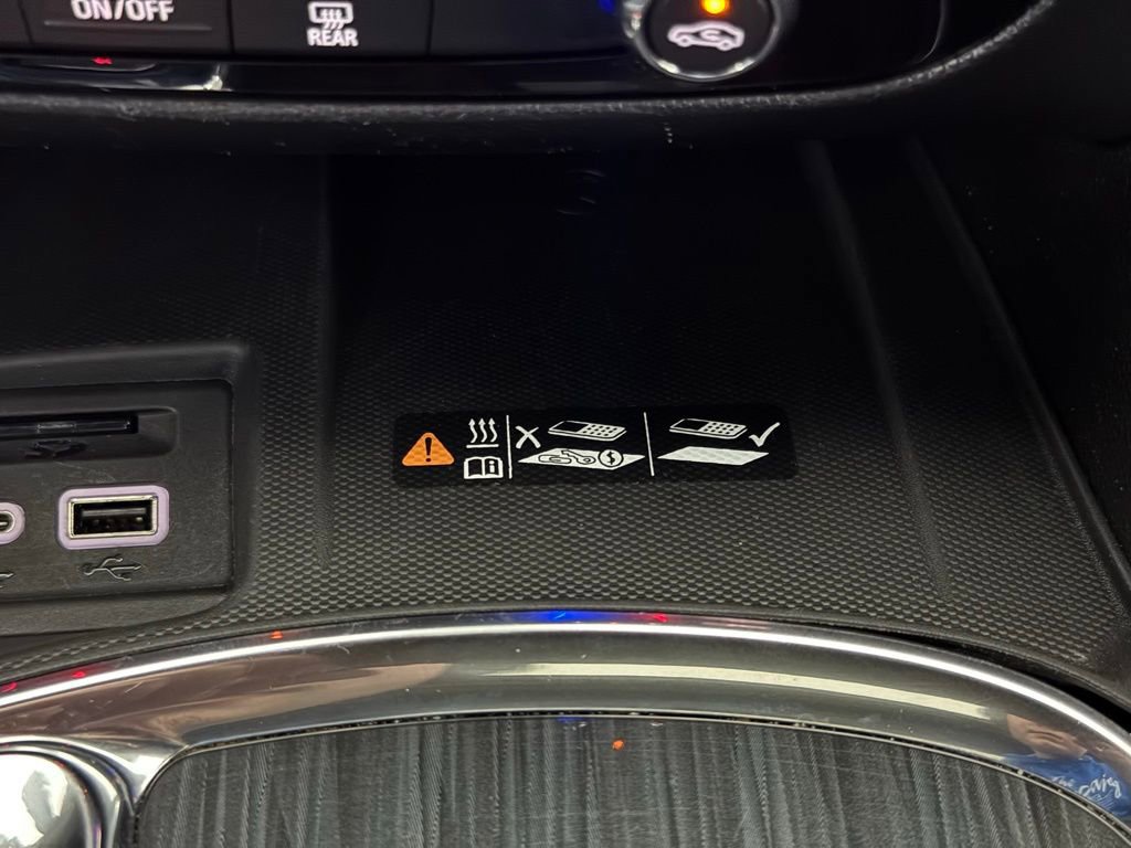 Used 2023 Buick Enclave Essence w/ Experience Buick Package image 34