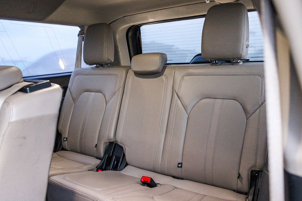 Used 2024 Ford Expedition Max Limited AWD/4WD image 20