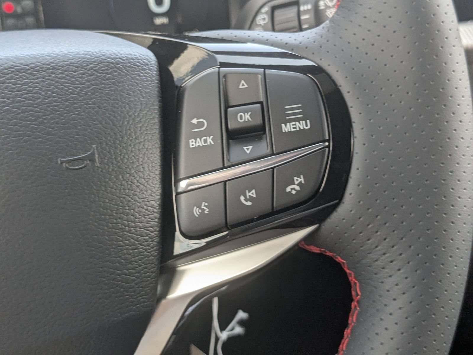 New 2026 Ford Explorer ST-Line w/ ST-Line Street Pack AWD/4WD image 18