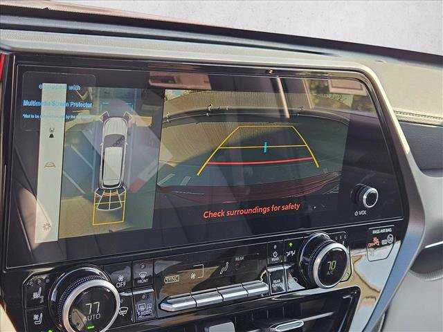 New 2026 Toyota Highlander Limited AWD/4WD image 13
