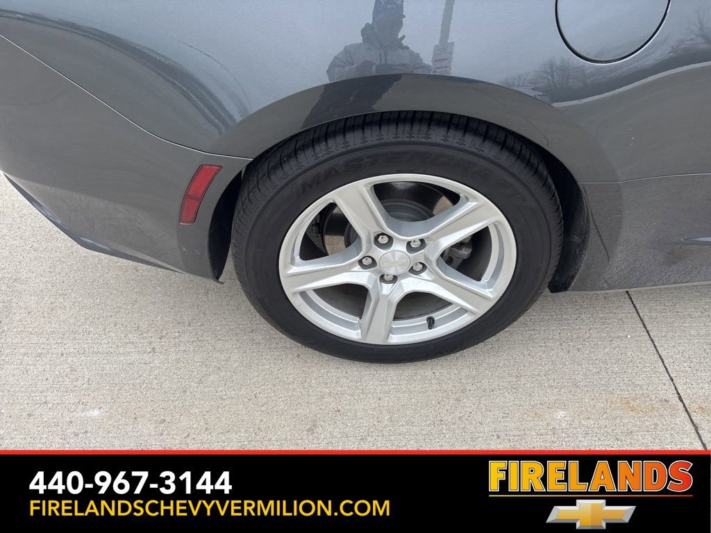 Used 2018 Chevrolet Camaro LS image 23