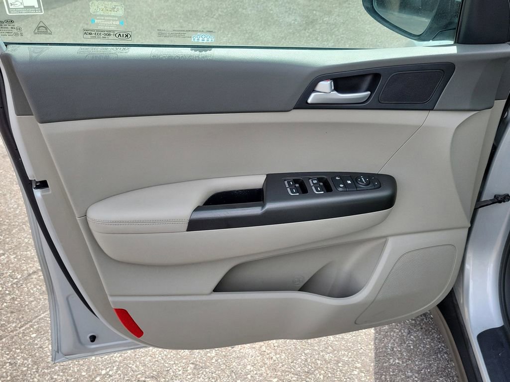 Used 2017 Kia Sportage LX w/ LX Popular Package image 16