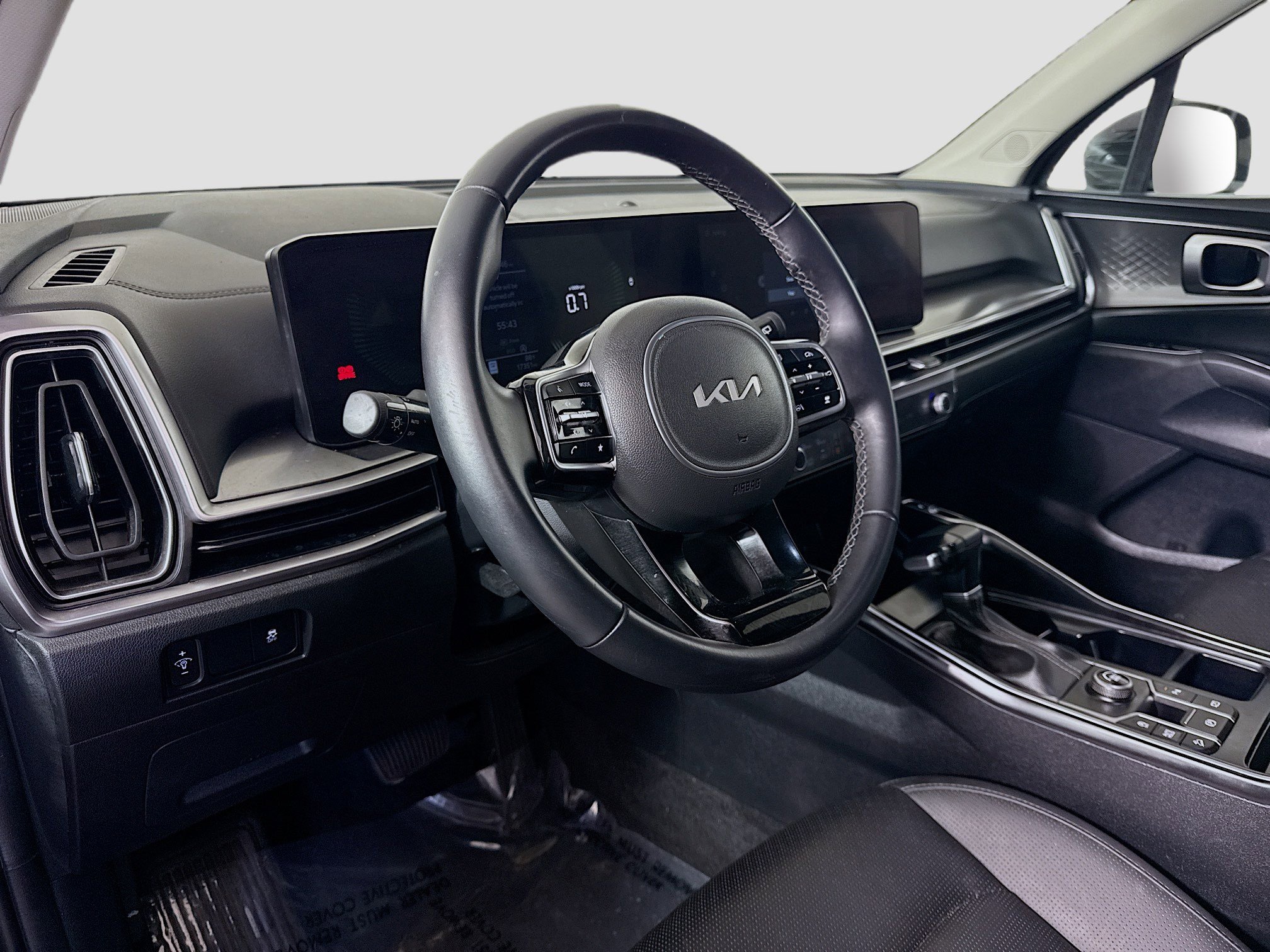 Used 2025 Kia Sorento S w/ Panoramic Sunroof Package FWD image 23