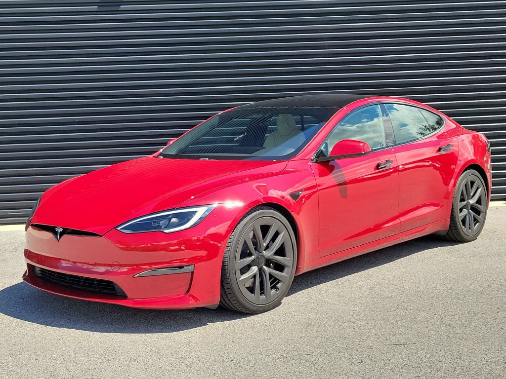 Used 2022 Tesla Model S Plaid AWD/4WD image 1