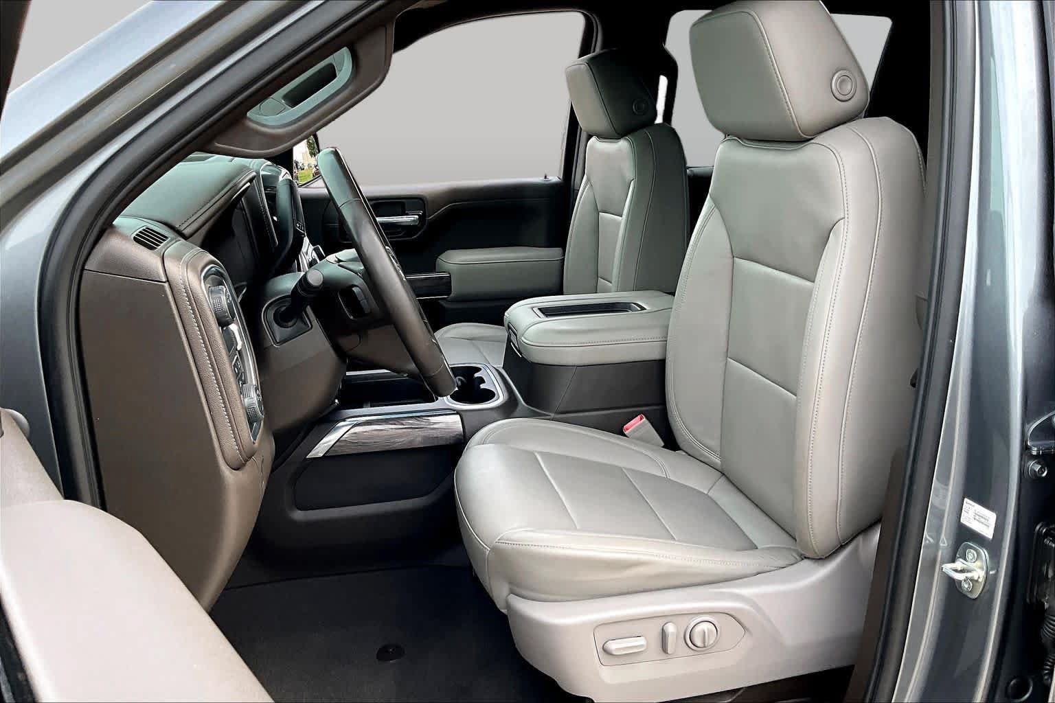 Used 2020 Chevrolet Silverado 1500 LTZ w/ LTZ Texas Edition RWD image 8