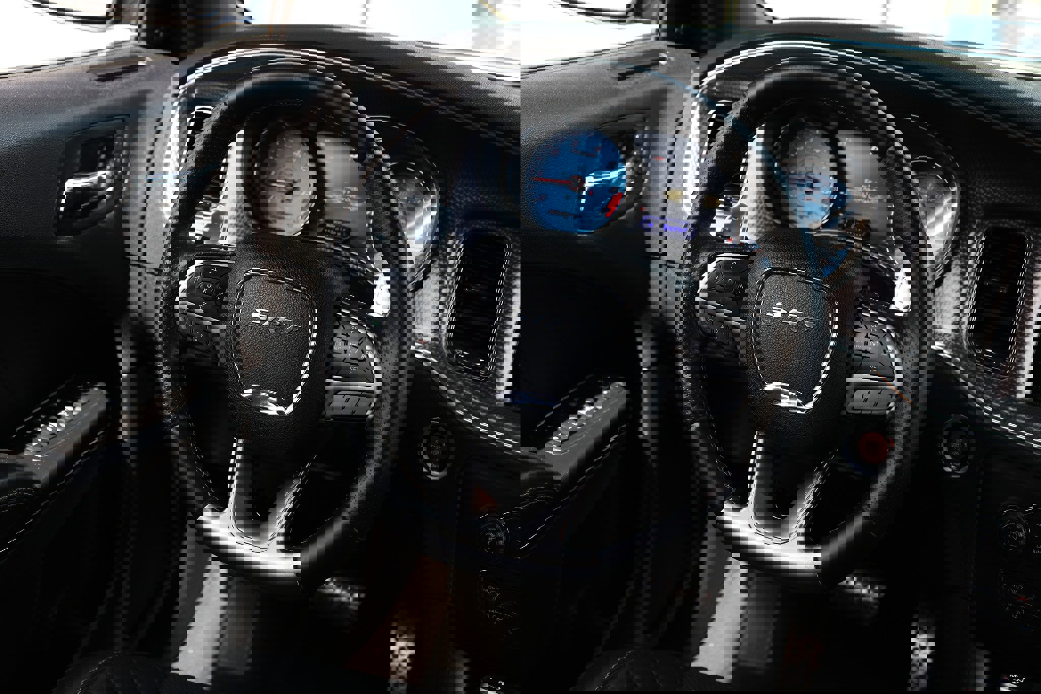 Used 2015 Dodge Charger SRT Hellcat w/ Laguna Leather Package image 37