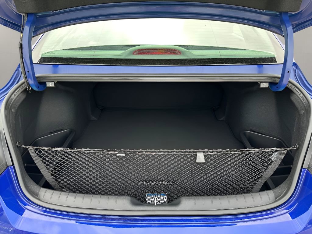 New 2025 Hyundai Elantra Sport image 7