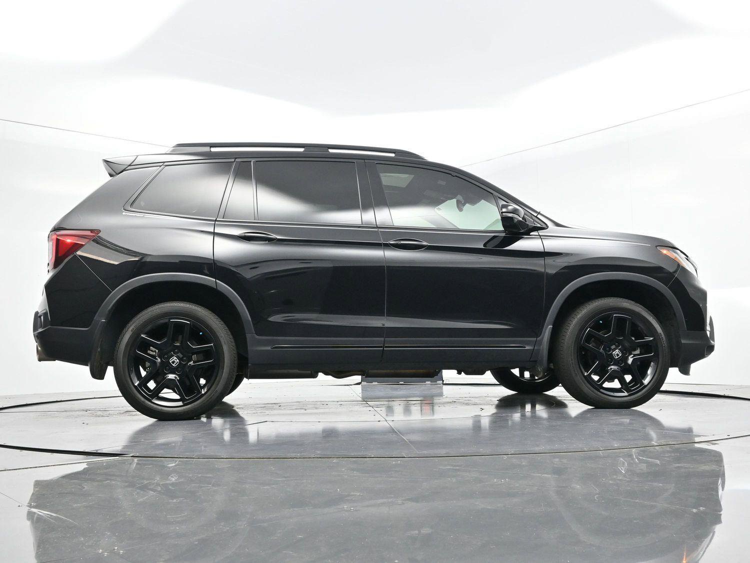 Used 2024 Honda Passport Black Edition image 57