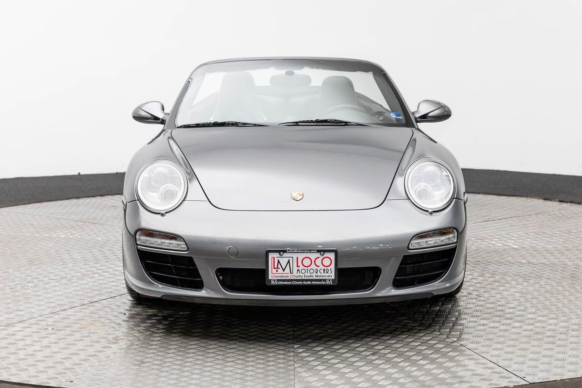 Used 2011 Porsche 911 Carrera S image 3