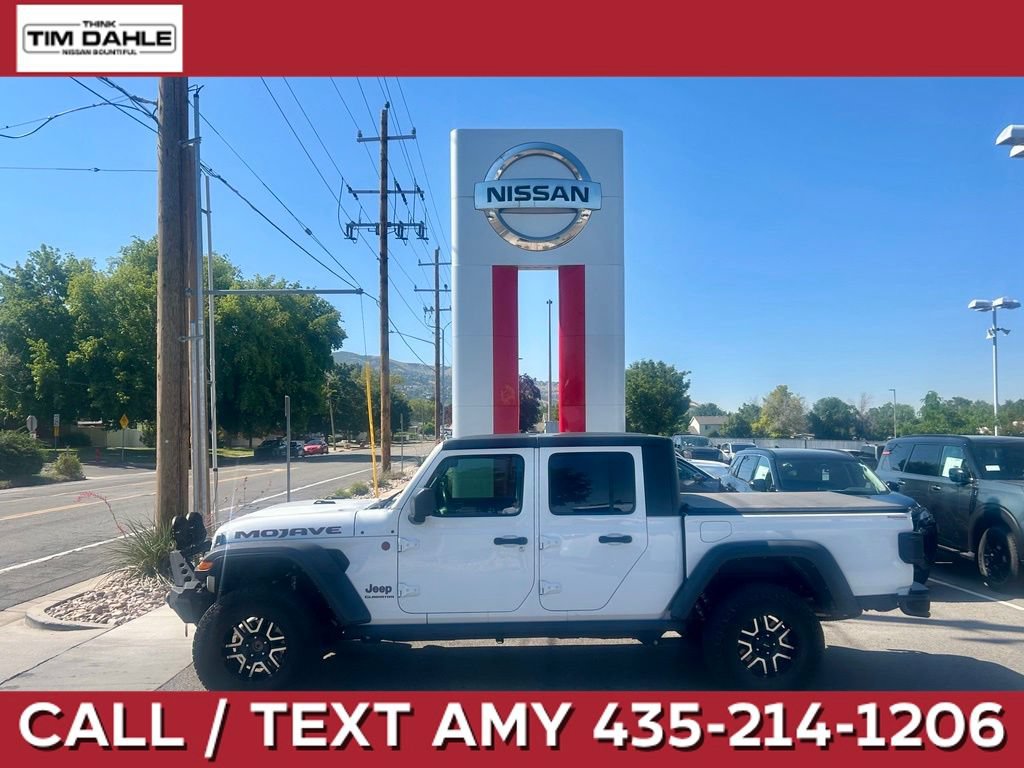 Used 2022 Jeep Gladiator Mojave w/ Trailer Tow Package AWD/4WD image 1