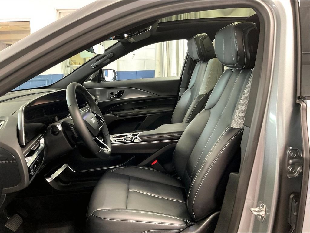 Used 2024 Cadillac Lyriq Tech w/ Driver Assist Package AWD/4WD image 10