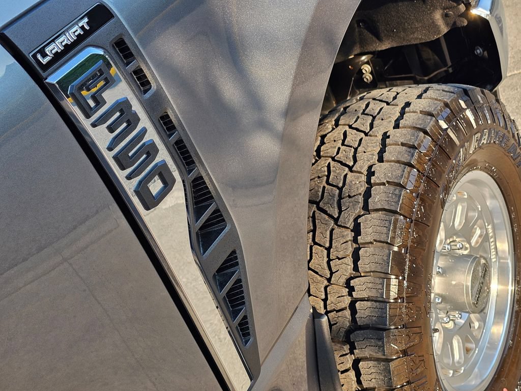 Used 2026 Ford F350 Lariat AWD/4WD image 11