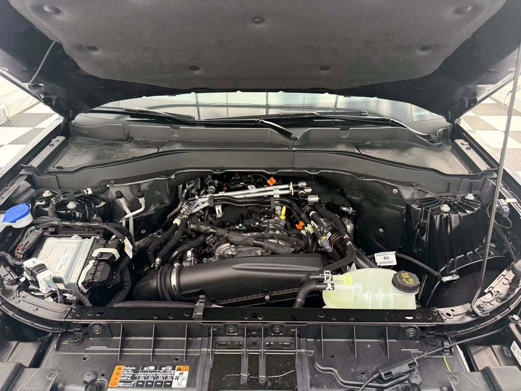 New 2025 Ford Explorer Active image 9