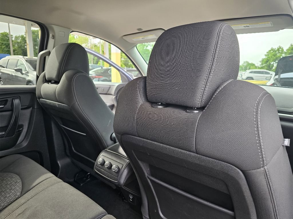 Used 2014 GMC Acadia SLE FWD image 41
