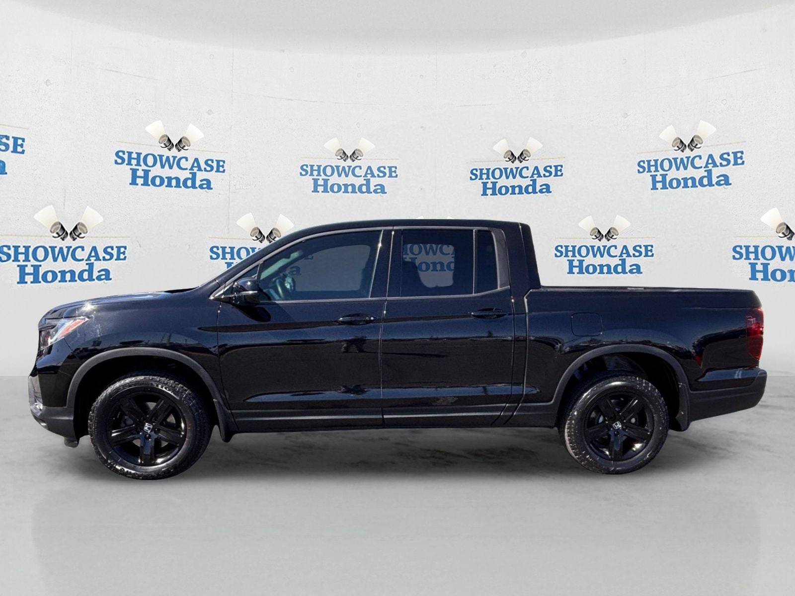Certified 2023 Honda Ridgeline Black Edition image 4