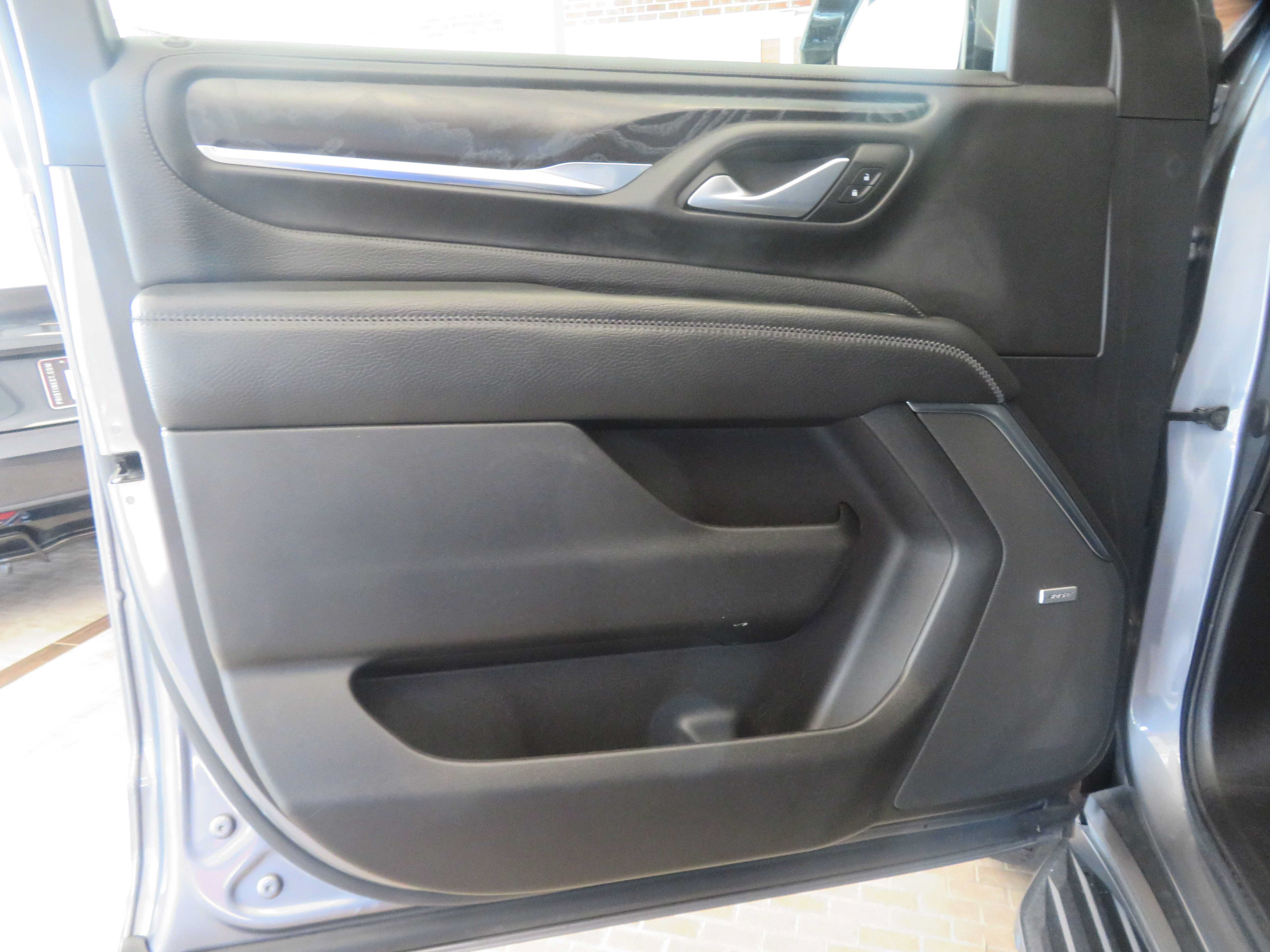 Used 2021 GMC Yukon Denali AWD/4WD image 13