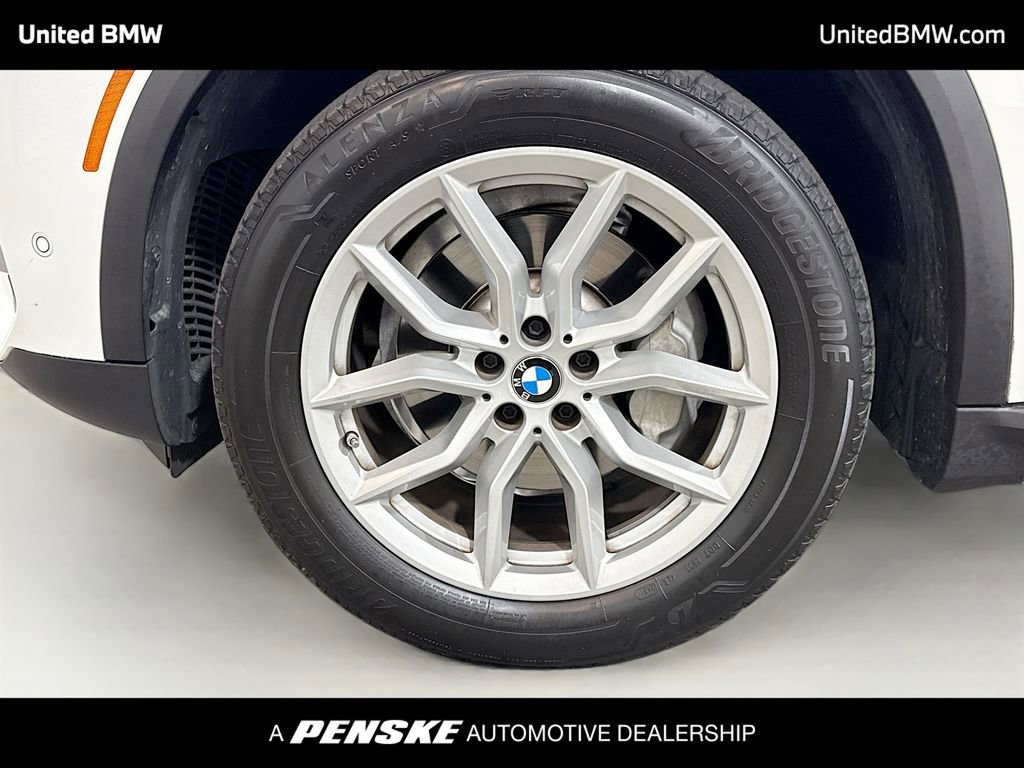 Used 2022 BMW X5 sDrive40i w/ Parking Assistance Package video 2