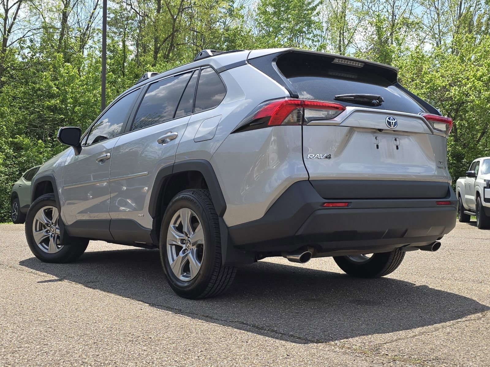 Used 2024 Toyota RAV4 XLE AWD/4WD image 15