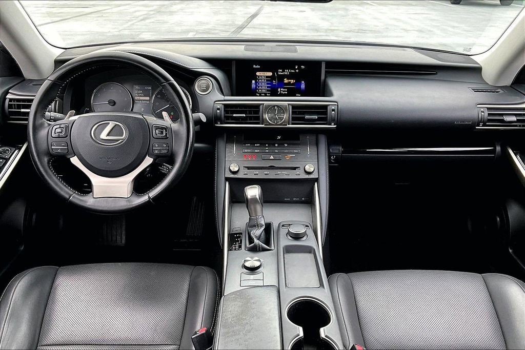 Used 2019 Lexus IS 300 image 15