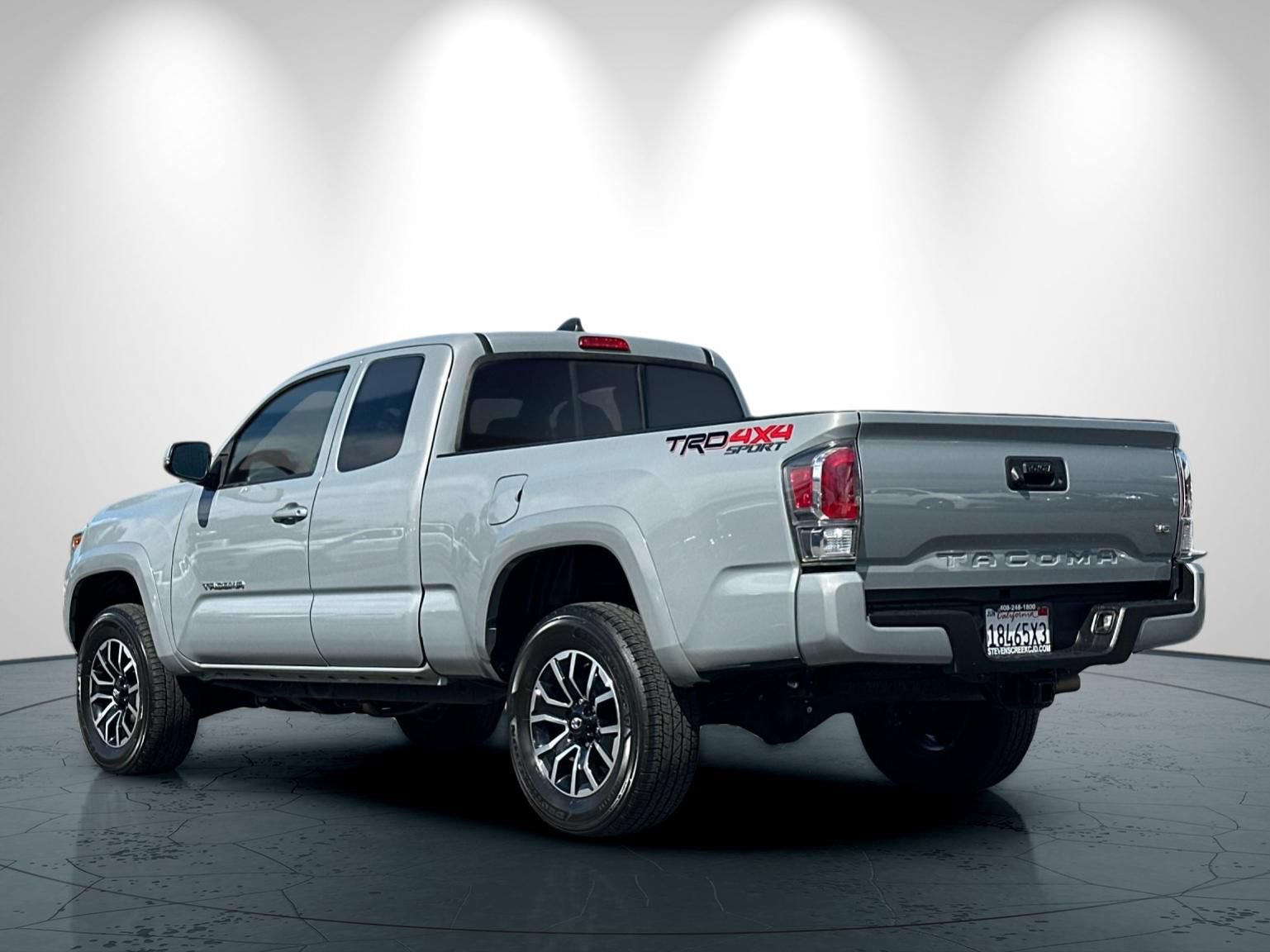Used 2021 Toyota Tacoma TRD Sport AWD/4WD image 6