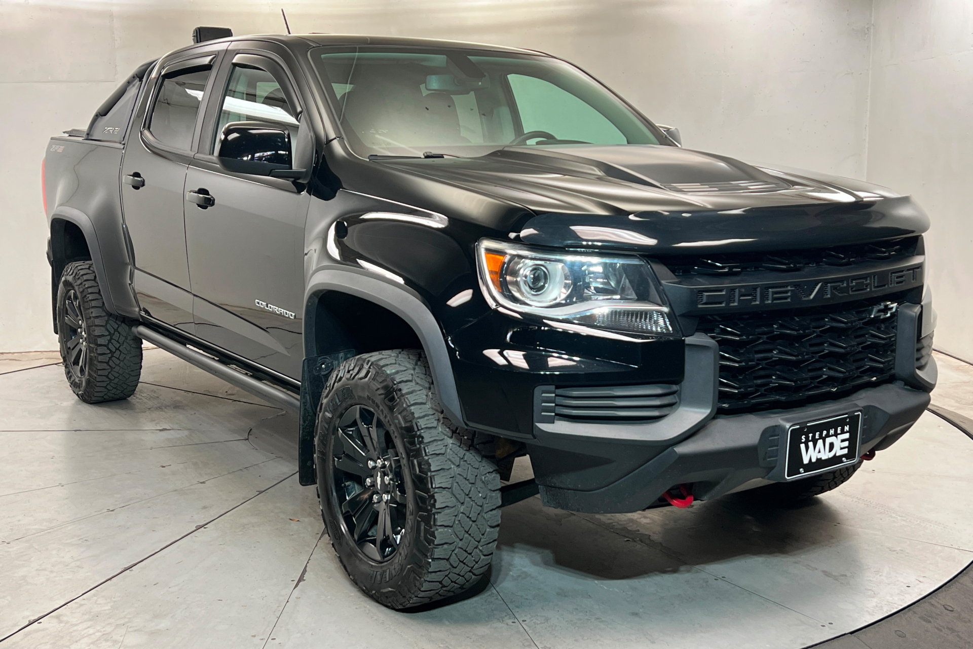 Used 2021 Chevrolet Colorado ZR2 w/ ZR2 Midnight Special Edition AWD/4WD image 7