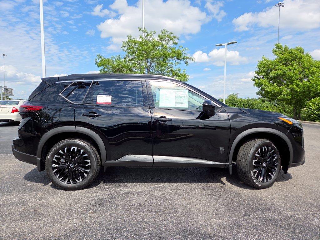 New 2026 Nissan Rogue Dark Armor AWD/4WD image 16