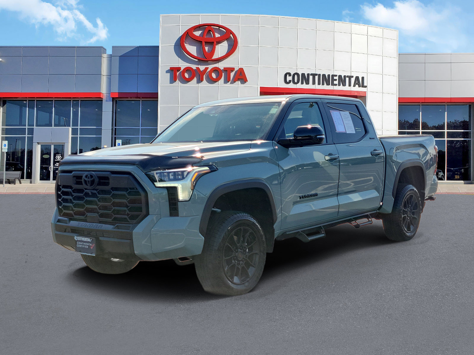 Used 2024 Toyota Tundra Limited w/ TRD Off-Road Package AWD/4WD image 3