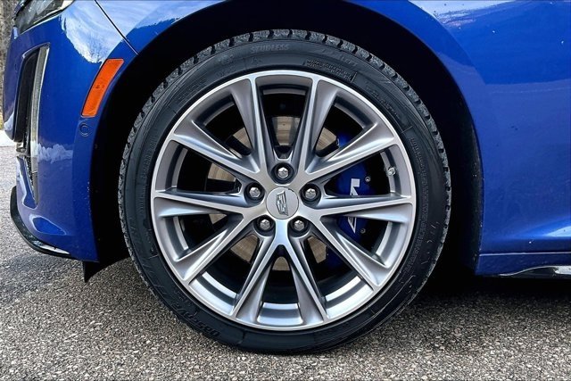 Used 2020 Cadillac CT5 V w/ Premium Package image 31