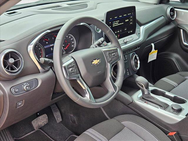 New 2025 Chevrolet Blazer LT w/ Driver Confidence Package image 3