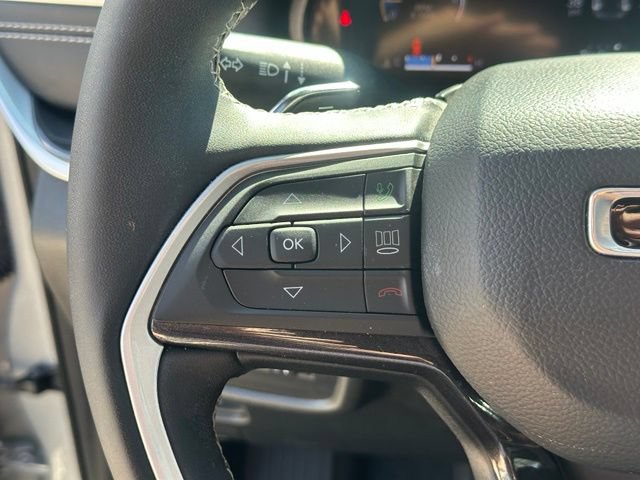 Certified 2023 Jeep Grand Cherokee Altitude AWD/4WD image 23