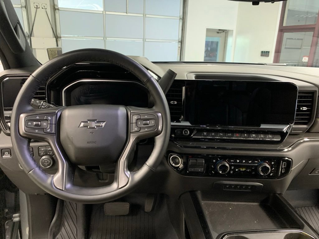 Used 2025 Chevrolet Silverado 2500 ZR2 w/ ZR2 Bison Edition AWD/4WD image 10