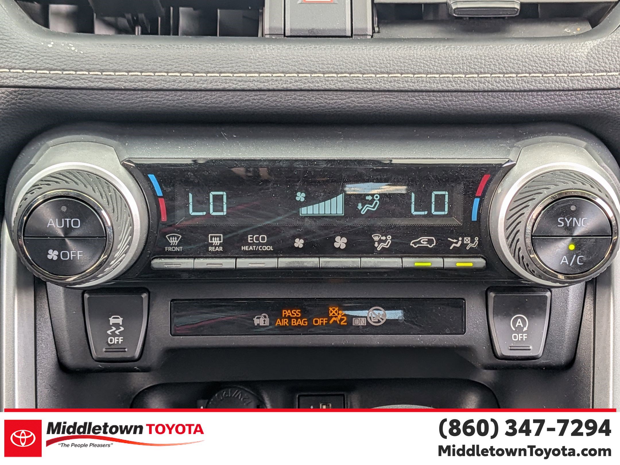 Certified 2025 Toyota RAV4 XLE AWD/4WD image 25