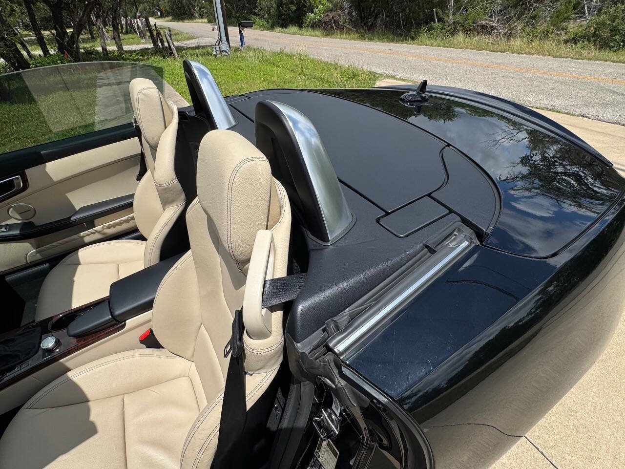 Used 2013 Mercedes-Benz SLK 250 image 24