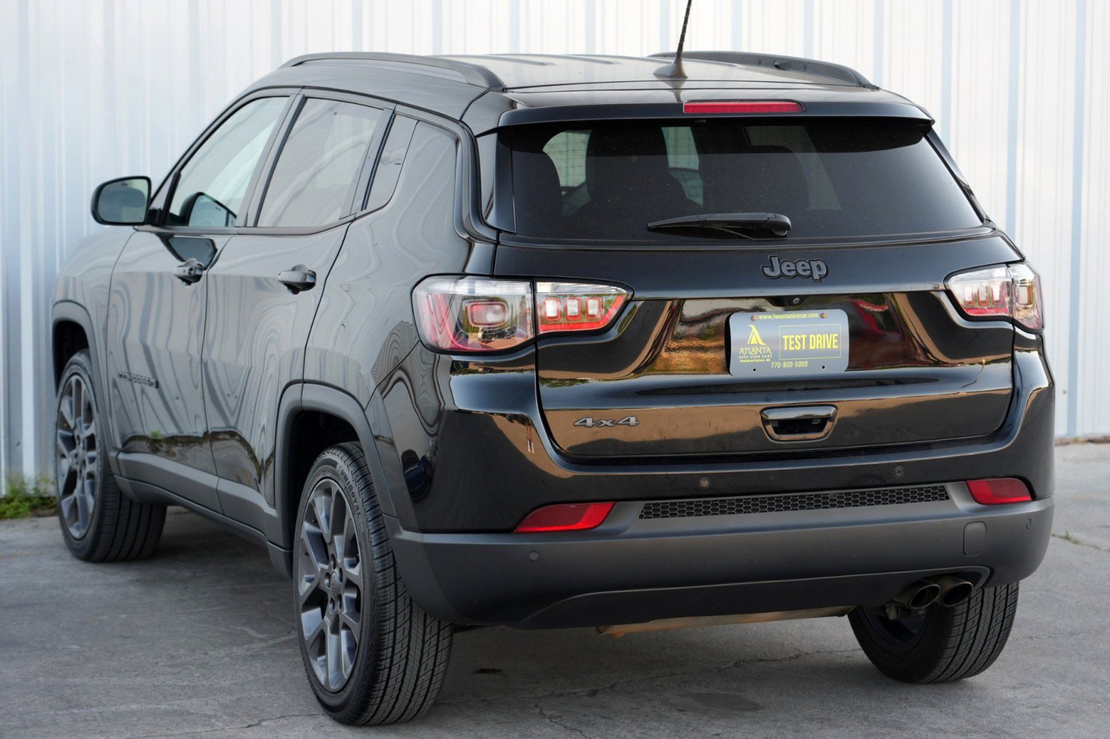 Used 2021 Jeep Compass Latitude w/ Driver Assistance Group image 47